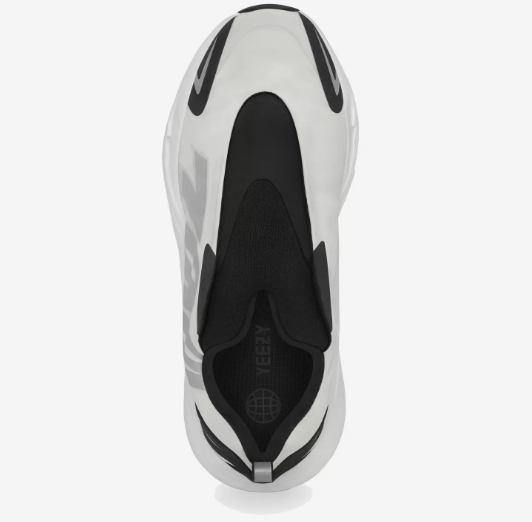 Yz 700 Mnvn white